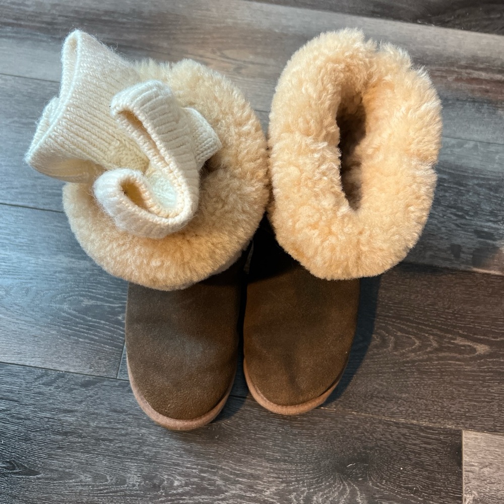 UGG Brown Boots with Cream Shearling